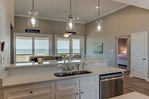 Blue Oasis - 2500 Bienville Blvd