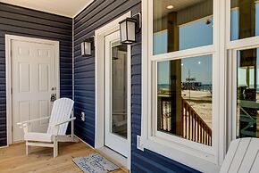 Blue Oasis - 2500 Bienville Blvd