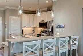 Blue Oasis - 2500 Bienville Blvd