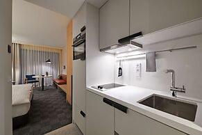 Adina Apartment Hotel Cologne