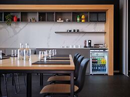 Adina Apartment Hotel Cologne