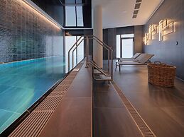 Adina Apartment Hotel Cologne