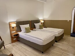 Waldhotel zum Bergsee Damme