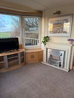 Captivating 2-bed Static Caravan in Holyhead