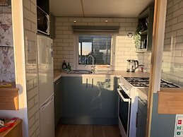 Captivating 2-bed Static Caravan in Holyhead