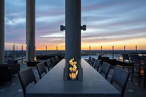 AC Hotel by Marriott Orlando Downtown