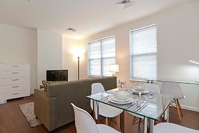 Global Luxury Suites East Boston