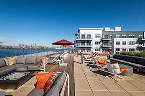 Global Luxury Suites East Boston