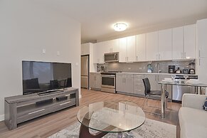 Global Luxury Suites East Boston