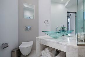 Dion Villa - Pool & Jacuzzi - Sleeps 4 - Zakynthos