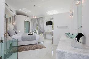 Dion Villa - Pool & Jacuzzi - Sleeps 4 - Zakynthos