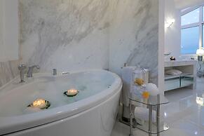 Dion Villa - Pool & Jacuzzi - Sleeps 4 - Zakynthos