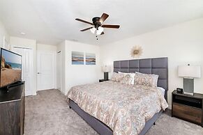 NEW BETHEL Orlando Villa With Pvt Pool Jacuzzi, Game Room and close to