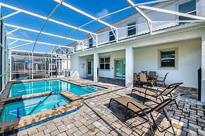 NEW BETHEL Orlando Villa With Pvt Pool Jacuzzi, Game Room and close to