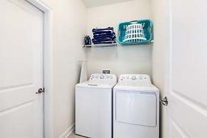 NEW BETHEL Orlando Villa With Pvt Pool Jacuzzi, Game Room and close to