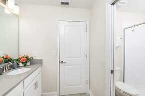 NEW BETHEL Orlando Villa With Pvt Pool Jacuzzi, Game Room and close to