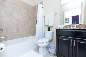 Luxury Town home With Pvt Pool in Resort near Disney