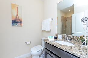 Luxury Town home With Pvt Pool in Resort near Disney