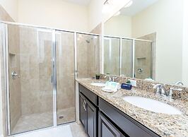 Luxury Town home With Pvt Pool in Resort near Disney