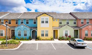 Luxury Town home With Pvt Pool in Resort near Disney