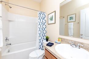 Newly Remodeled 1 story - 5 Bed 5 Bath with Pvt Pool Spa And Game Room