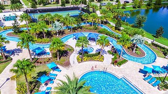 Amazing New TownHome 5 Bdr 4,5 Bath with Pvt Pool and Access to Clubho