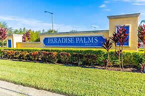 Contemporary 4 Bed 3 Bath Town Home With Upgrades, Private Pool i Clos