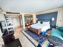 Dolce by Wyndham Hanoi Golden Lake