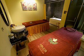 Dolce by Wyndham Hanoi Golden Lake