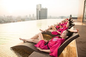 Dolce by Wyndham Hanoi Golden Lake