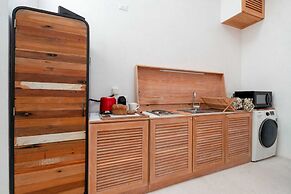 The Waterview Alcove