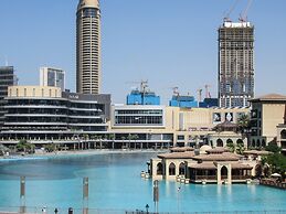 Spectacular 2BR in Upscale Burj Khalifa District