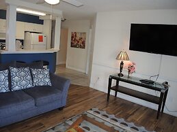 1202m 1 Bedroom Condo by Redawning