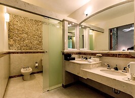 Full Hacienda Santuario Noc Ac