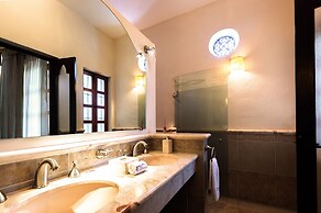 Full Hacienda Santuario Noc Ac