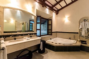 Full Hacienda Santuario Noc Ac