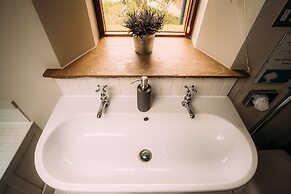 Laythams Holiday Lets Retreat