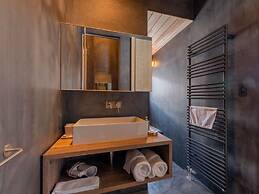 Foxwood D by H2 Life