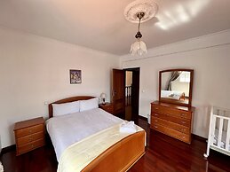Classic Tranquil Madeiran 4-bedroom Villa Funchal