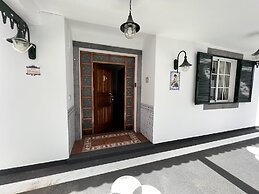Classic Tranquil Madeiran 4-bedroom Villa Funchal