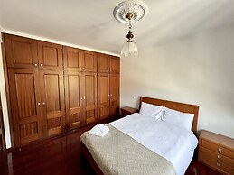 Classic Tranquil Madeiran 4-bedroom Villa Funchal