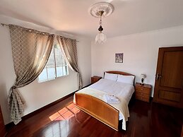 Classic Tranquil Madeiran 4-bedroom Villa Funchal