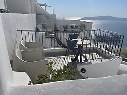 Doukas Caldera Suites Fira