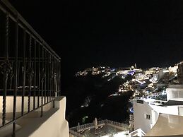 Doukas Caldera Suites Fira