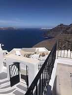 Doukas Caldera Suites Fira
