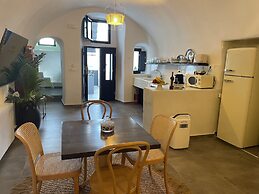 Doukas Caldera Suites Fira