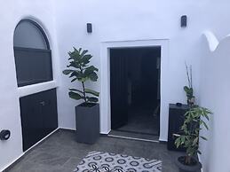 Doukas Caldera Suites Fira