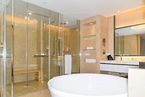 Kande Grand Land Hotel