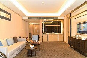 Kande Grand Land Hotel