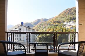 Kande Grand Land Hotel